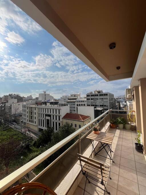 Maria'S Sunlit Apartment Pire Dış mekan fotoğraf
