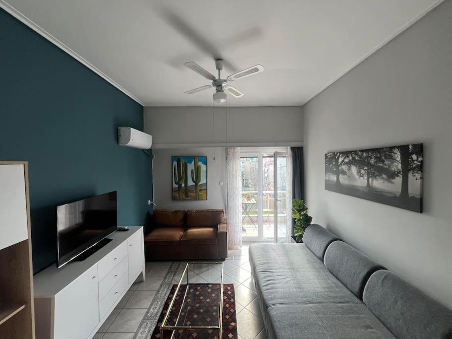 Maria'S Sunlit Apartment Pire Dış mekan fotoğraf